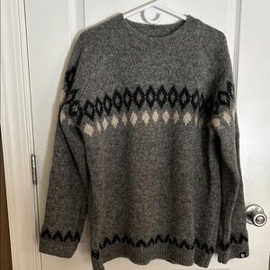 Ice wear women’s Gray Patterned Sweater